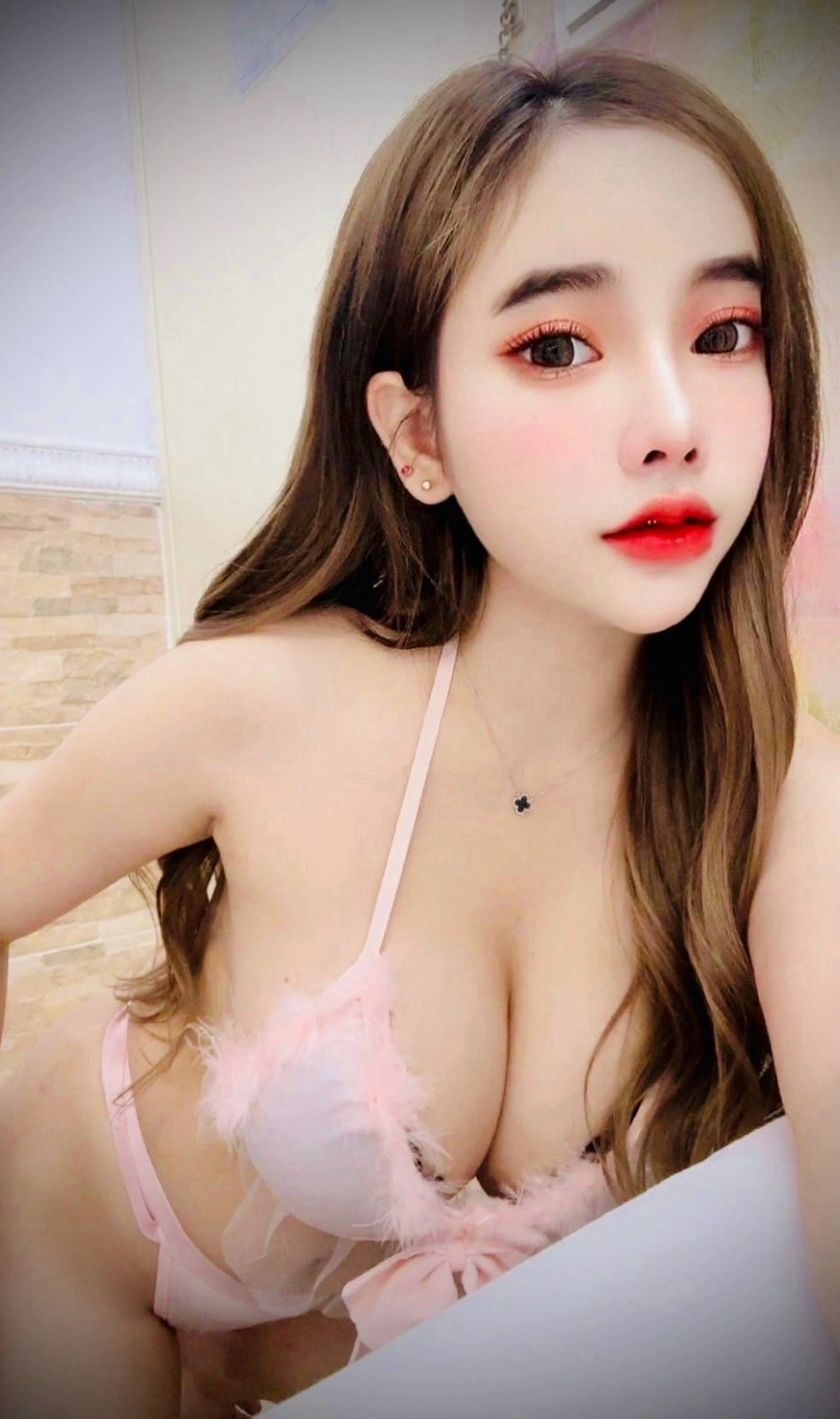 新竹定點茶-君君/156/46/?/G